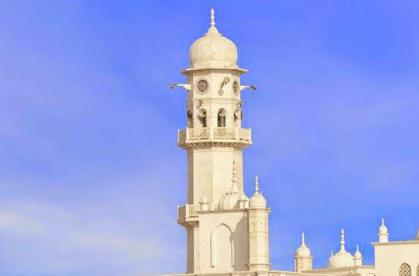 مال کے ساتھ محبت