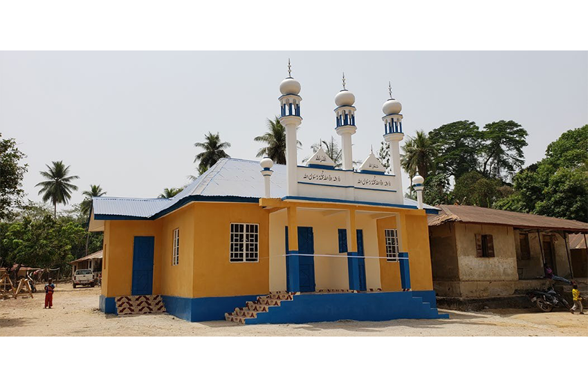 سیرالیون کے مکینی ریجن میں مسجد بیت الہادی کا افتتاح اور تقریبات آمین